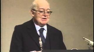 Friedrich Dürrenmatt quotDie Schweiz  ein Gefängnisquot Rede 1990 [upl. by Sharma]