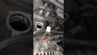 Ford 67 Powerstroke injector removal tip [upl. by Lilllie]