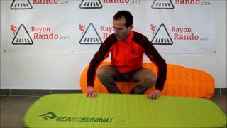 RayonRandocom  Présentation du Matelas autogonflant Comfort Light de Sea To Summit [upl. by Aneroc]