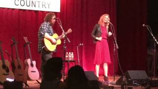 Jennifer Nettles Performs NEW SONG quotUnlove Youquot [upl. by Aleac]